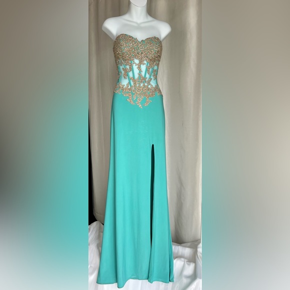 Prom Gown Glow by Colors Size 6, Tiffany Turquoise with Rose Gold Lace Bodice - Picture 8 of 17
